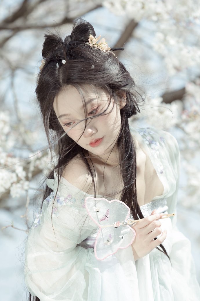 艺术家 封面