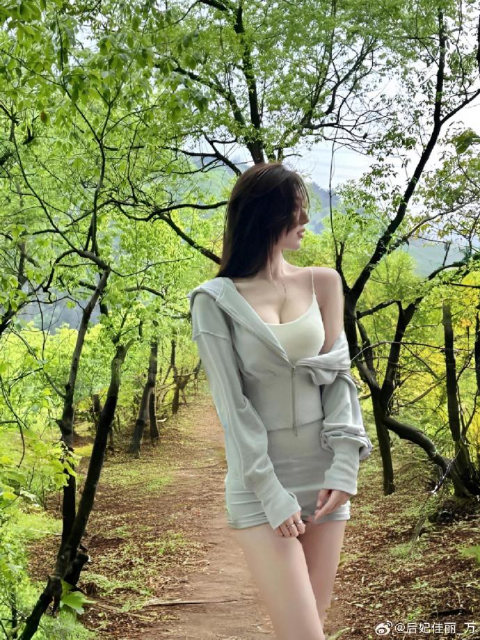 闪电侠 封面